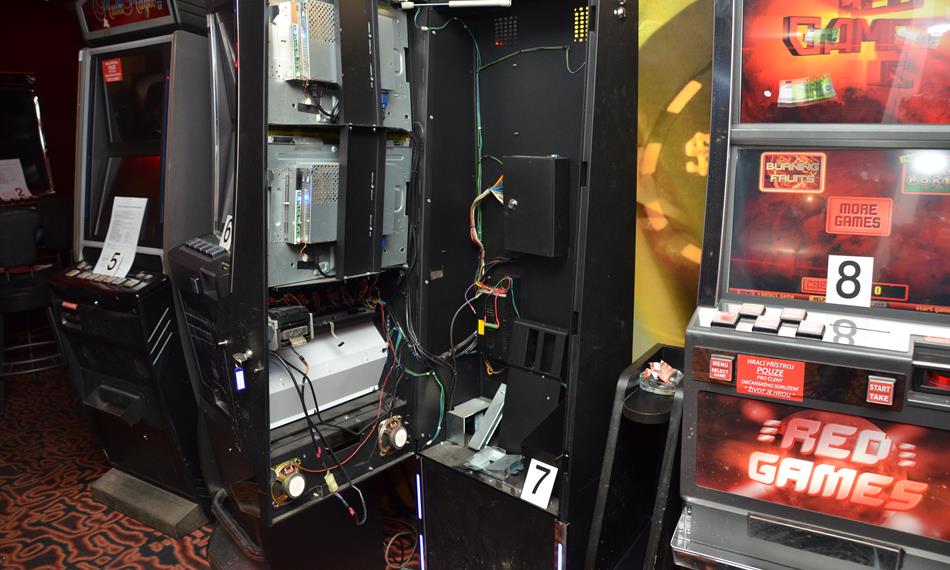 2017-8-17-1253Hazard - Dejvice 9.JPG